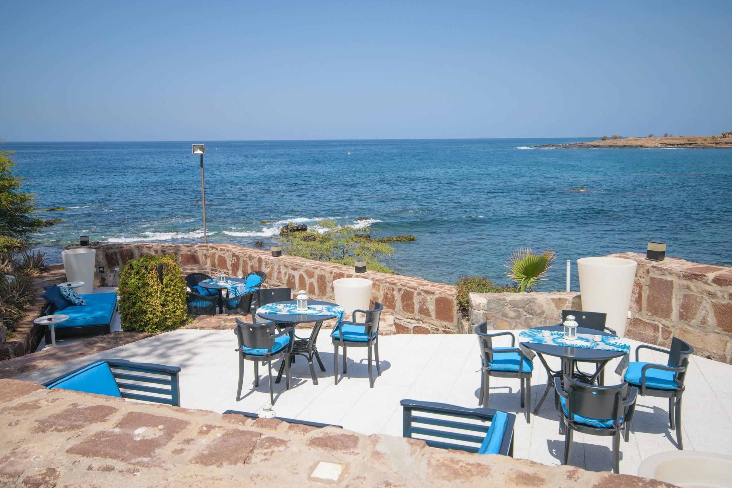 Hotel Oasis Praiamar 4*