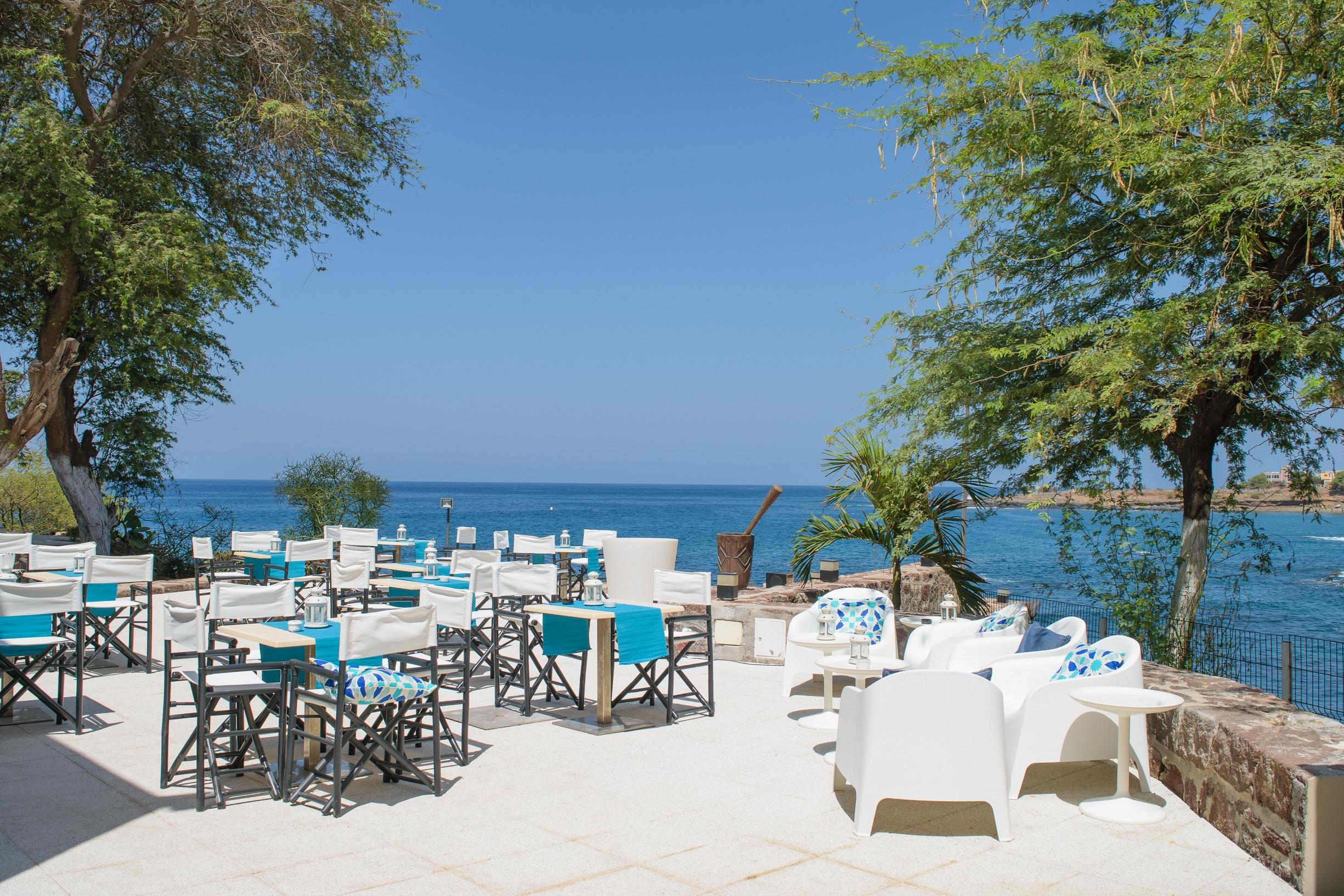 Oasis Praiamar 4*