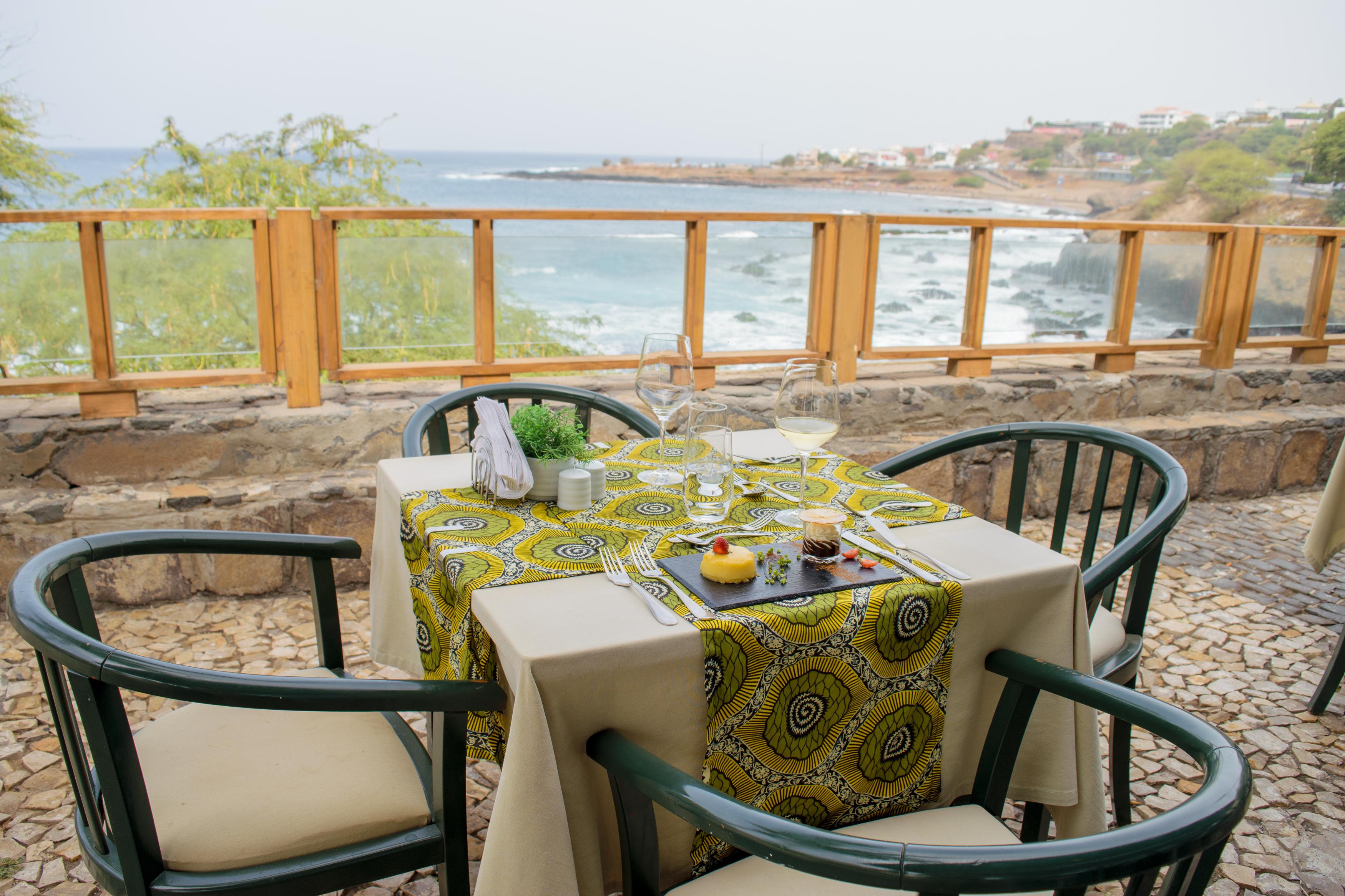 Oasis Praiamar Hotel