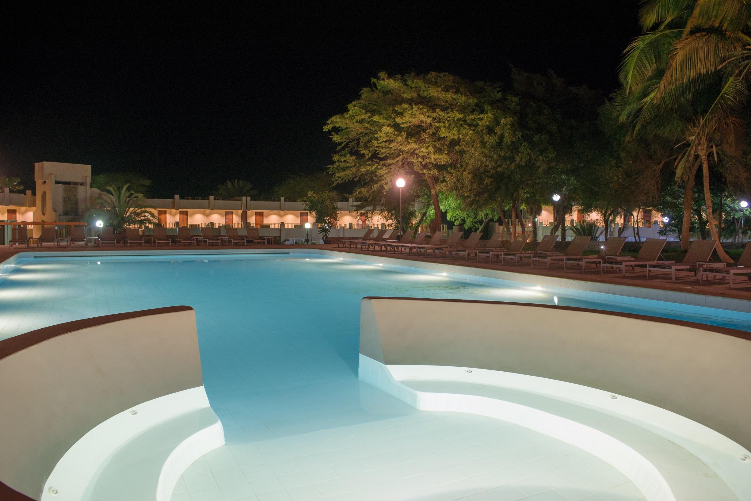 Oasis Praiamar 4*