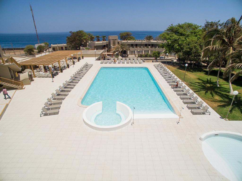 Oasis Praiamar 4* Praia