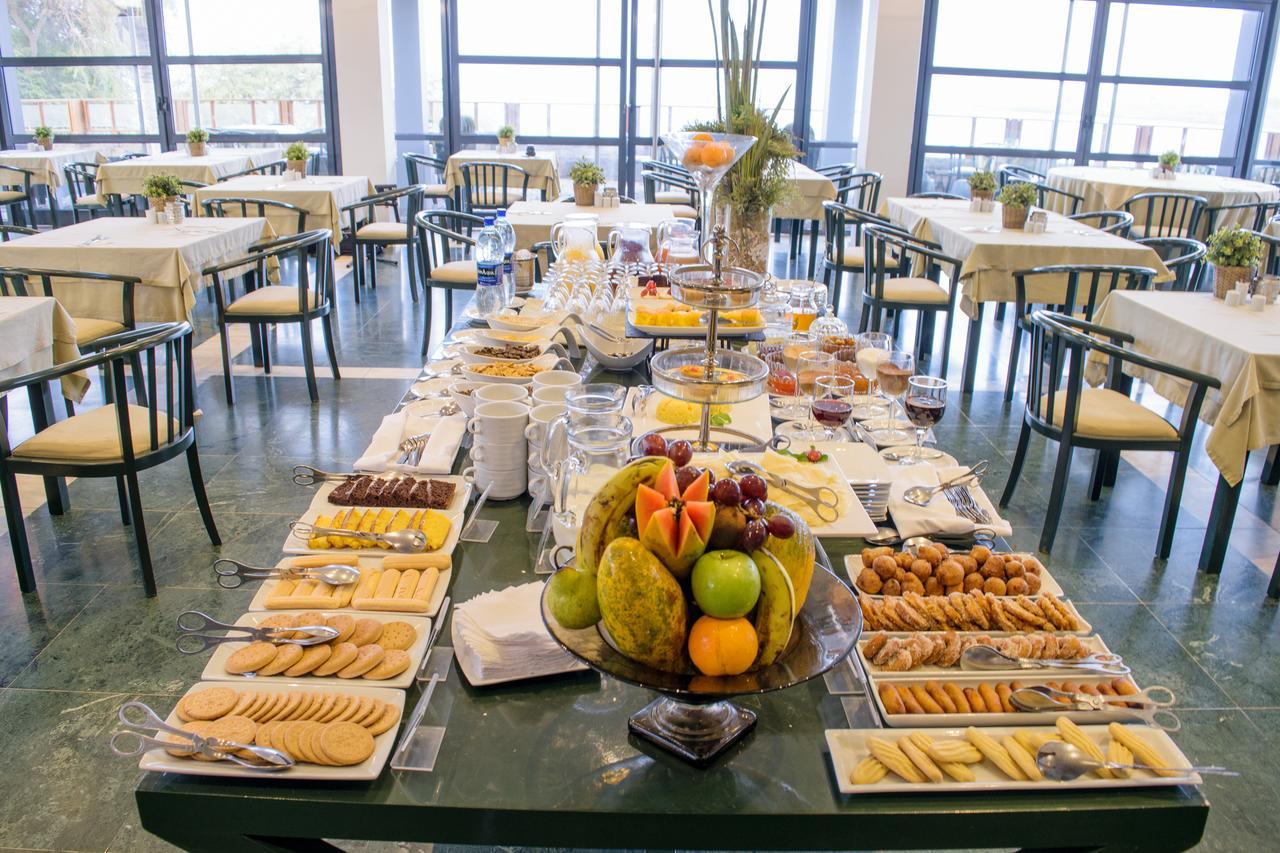 Oasis Praiamar Hotel 4*